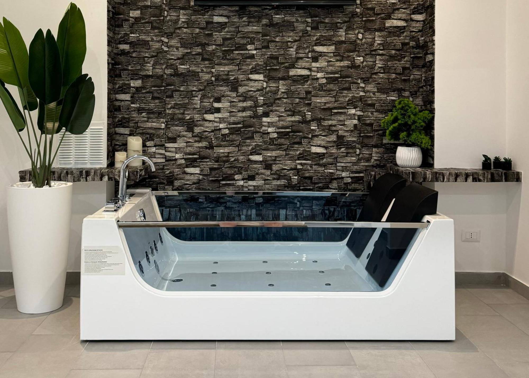 Jacuzzi Near Center Of Apartment *
